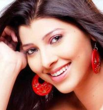 Tejaswini Pandit Image