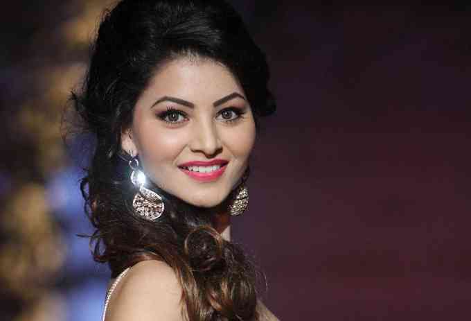 Urvashi Rautela Images