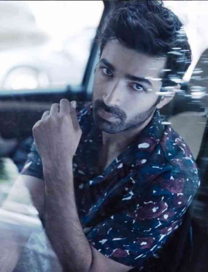 Varun Mitra Image