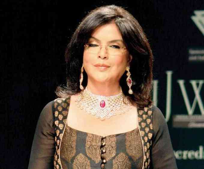 biography of actress zeenat aman