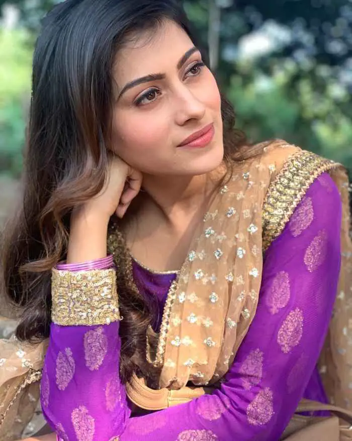 Aparna Dixit Picture