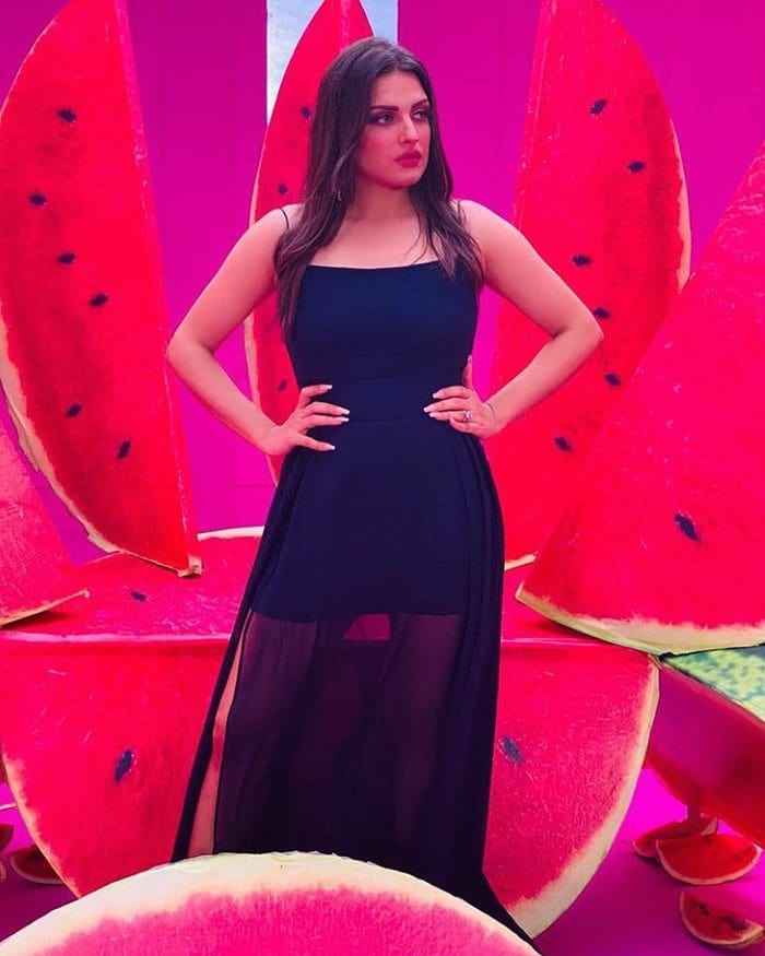 Himanshi Khurana Picture