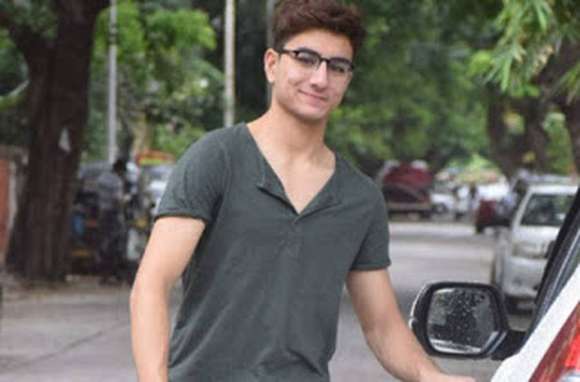 Ibrahim Ali Khan Pataudi Pic