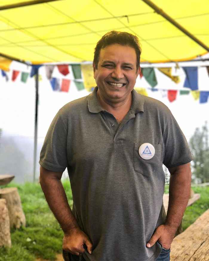 Kumud Mishra Pic Download