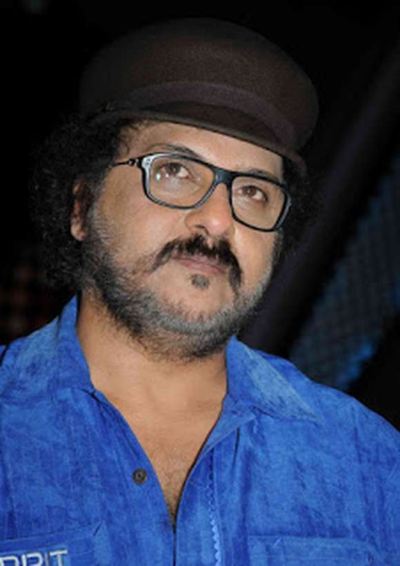 Veerasamy Ravichandran Images