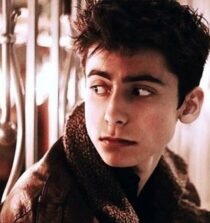 Aidan R Gallagher Pic