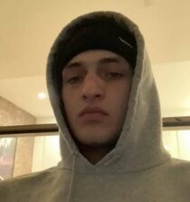 Anwar Hadid Images