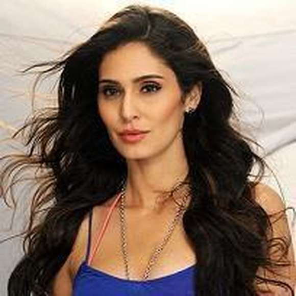 Bruna Abdullah Pic