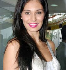 Bruna Abdullah Picture