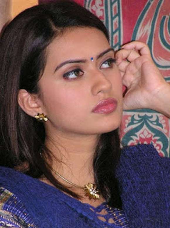 Gowri Pandit Images