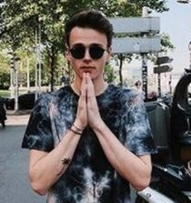 Jonah Marais Roth Frantzich Pic