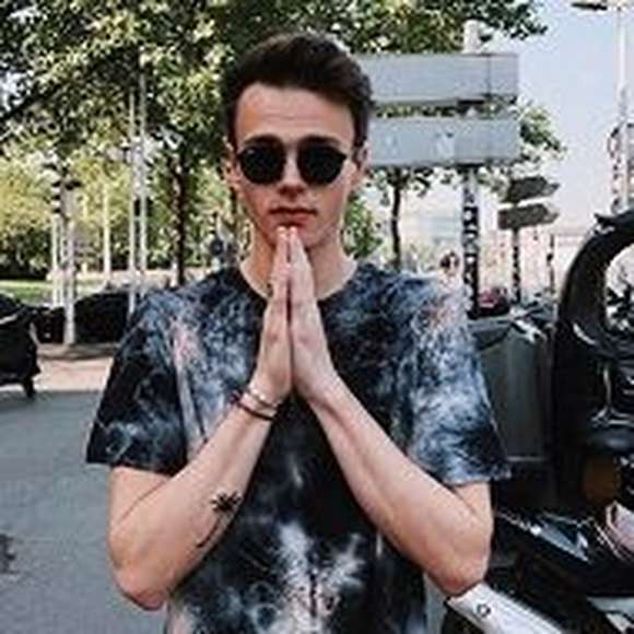 Jonah Marais Roth Frantzich Pic