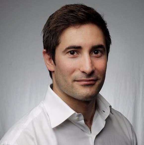 Jonathan Swan Image