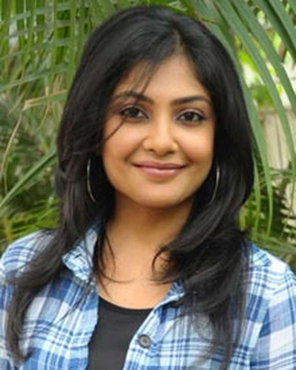 Kamalinee Mukherjee Images