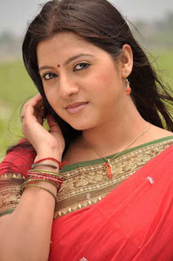 Keerthi Chawla Images