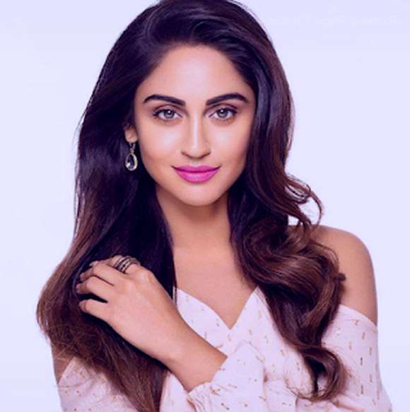 Krystle DSouza Images