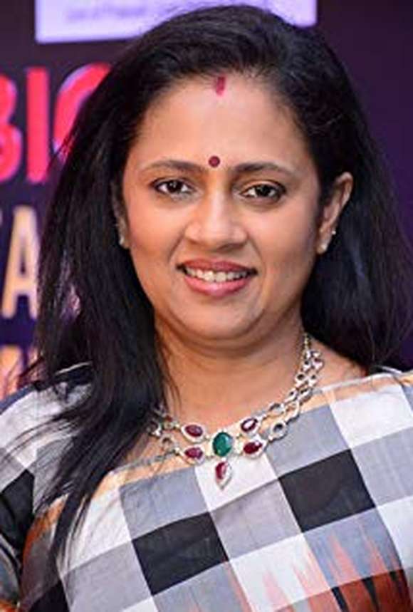 Lakshmy Ramakrishnan Images