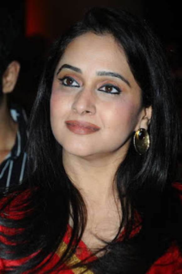 Mrinal Kulkarni Images