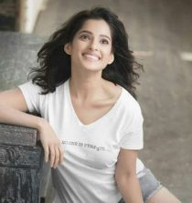 Priya Bapat Picture