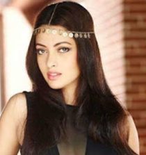 Riya Sen Dev Varma Pic