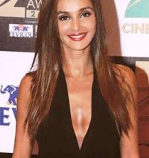 Shibani Dandekar Images