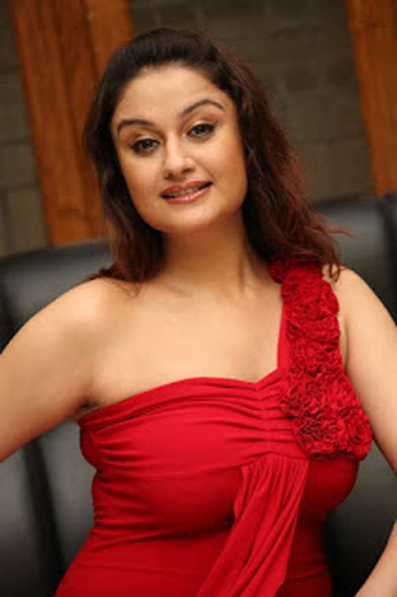 Sonia Agarwal Images