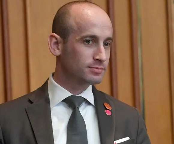 Stephen Miller Picture