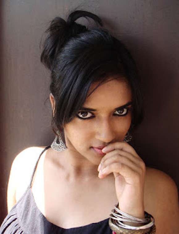 Vasundhara Kashyap Image