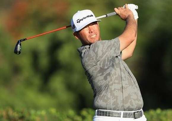 William Chesney Chez Reavie Picture