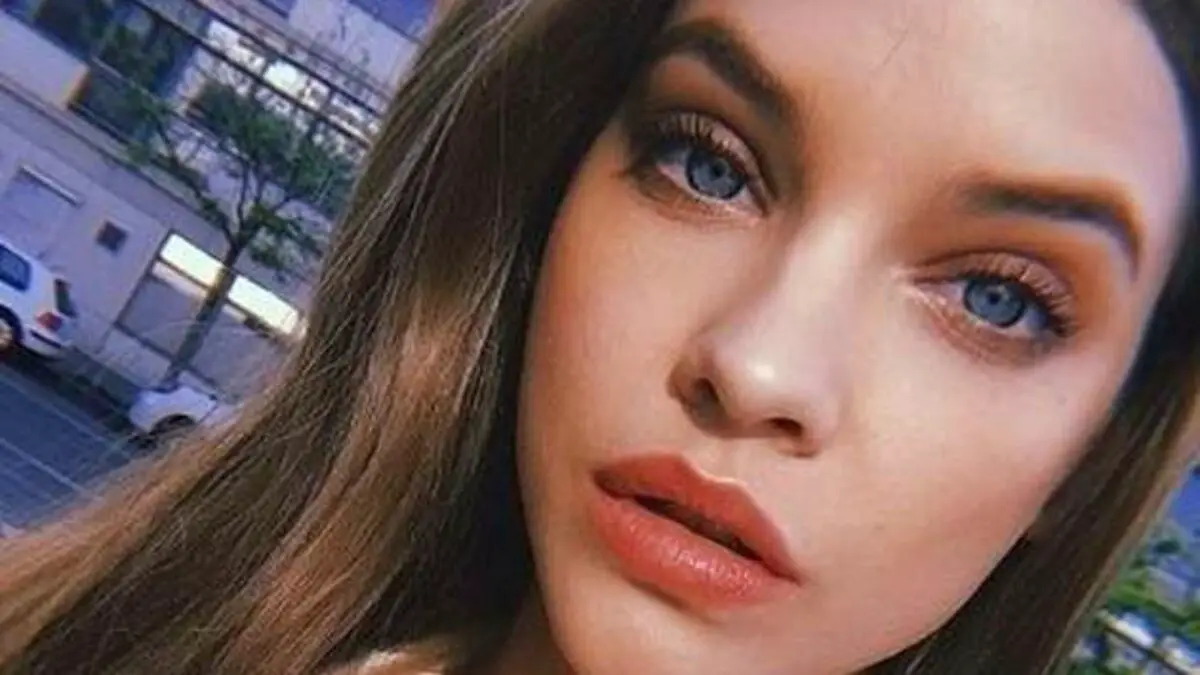 Barbara Palvin Net Worth Height Age Wiki And More 2021 The Personage