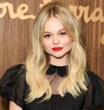 Emily Alyn Lind. Pic