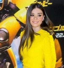 Hailee Steinfeld. Image