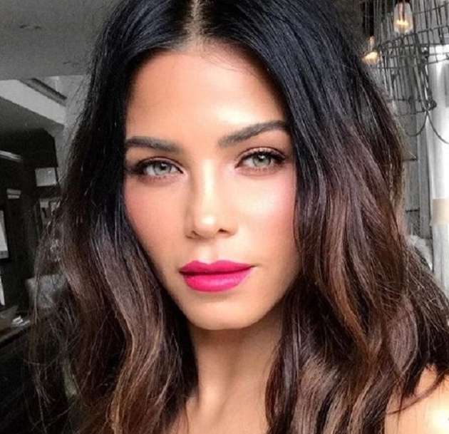 Jenna Lee Dewan