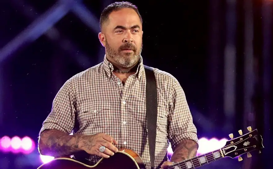 Aaron Lewis net worth