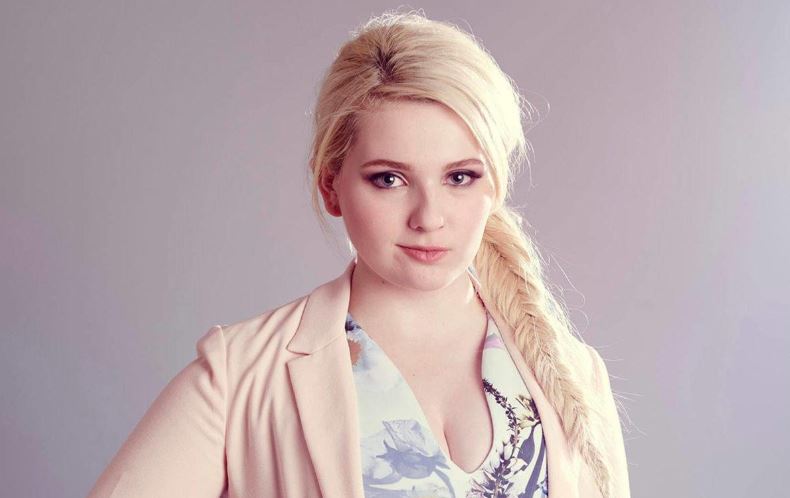 Abigail Breslin height