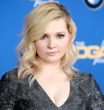 Abigail Breslin net worth