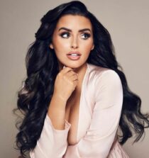 Abigail Ratchford weight