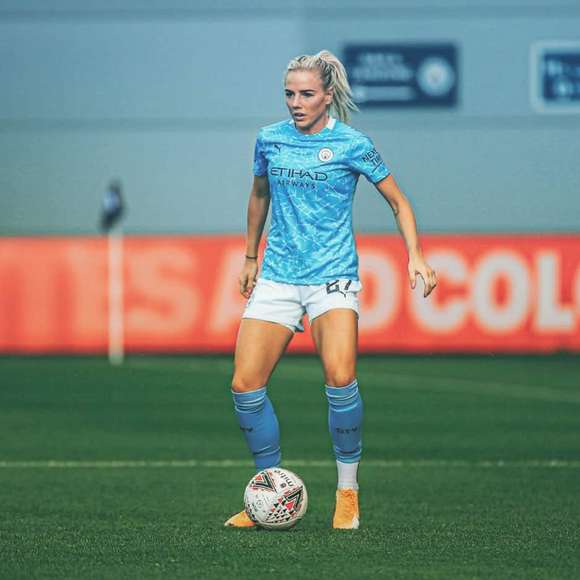 Alex Greenwood weight