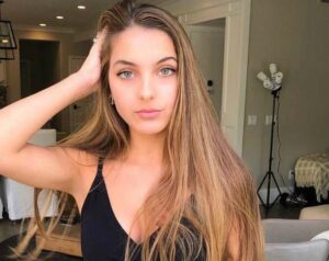 Alexa Brooke Rivera Net Worth, Weight, Bio, Age, Height 2022 - The
