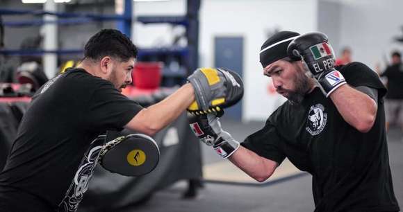 Alfredo Angulo Lpez weight