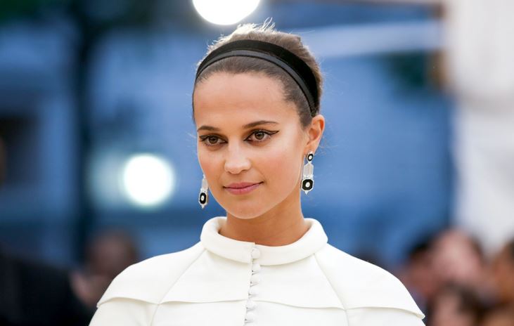 Alicia Vikander net worth