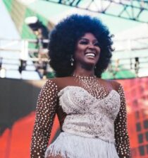 Amara La Negra height