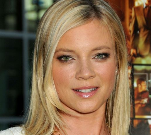 amy-smart-age-net-worth-kids-wife-bio-wiki-weight-news-and-gossip