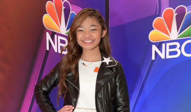 Angelica Hale height