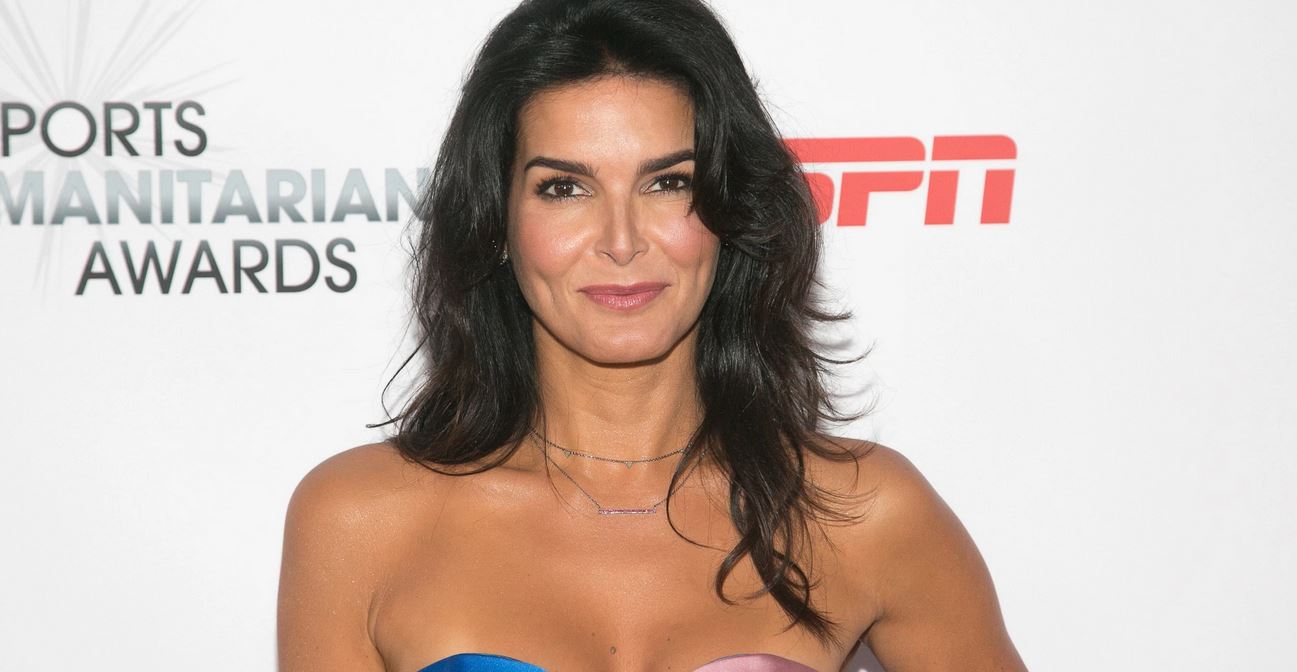 Angie Harmon weight