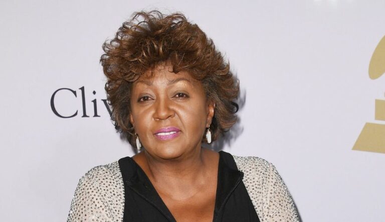 Anita Baker Age, Net worth: Bio-Wiki, Weight, Wife, Kids 2024| The Personage