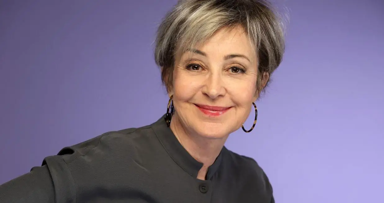 Annie Potts age