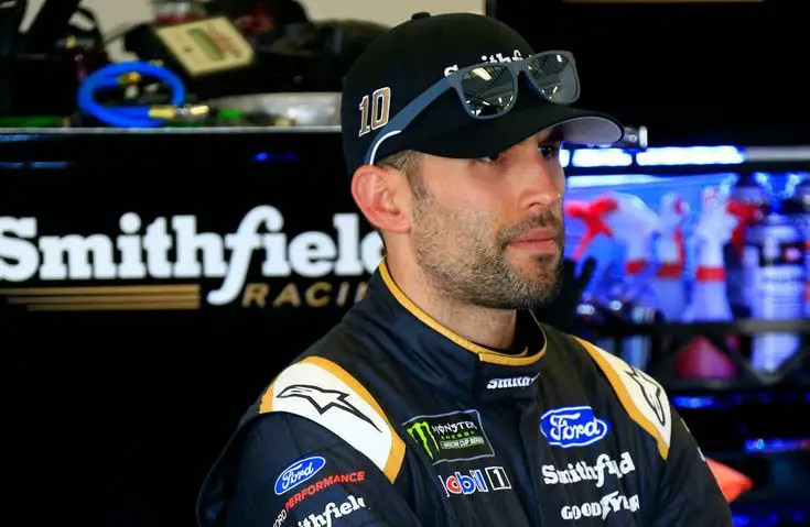 Aric Almirola net worth