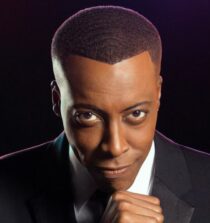 Arsenio Hall height