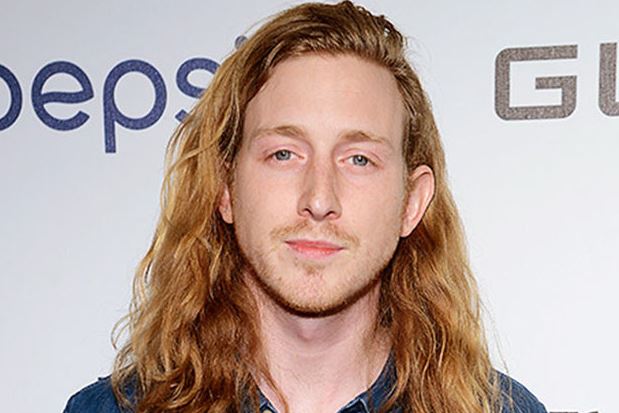 Asher Roth height